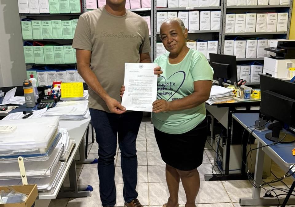 Elma Sousa encerra suas atividades como professora